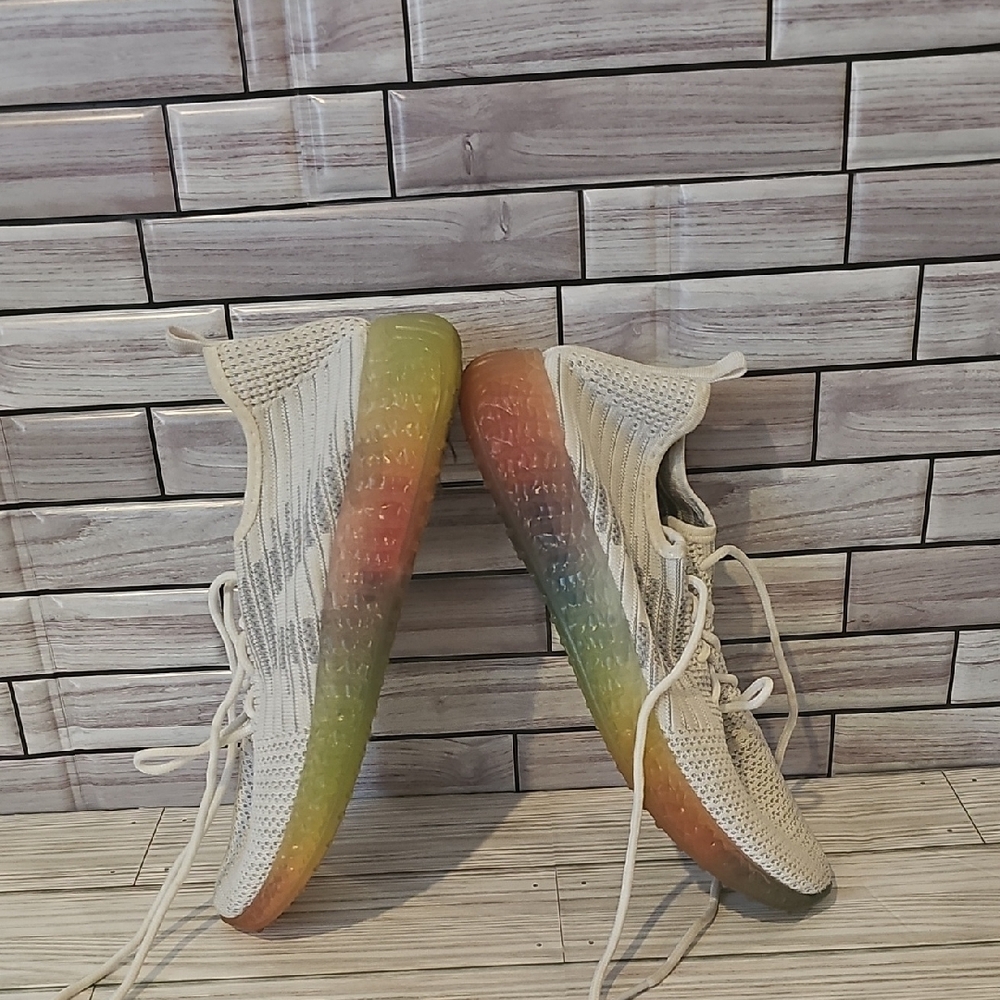Taxi Multicolor Sole Sneakers